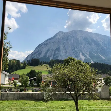Alpenhaus Larchenwald Apartamento *